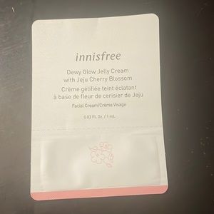 NWT Trial Size Innisfree Dewy Glow Jelly Cream with Jenny Cherry Blosson
